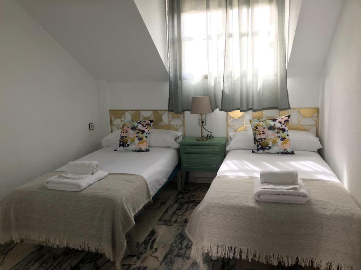 Apartamento Casa Puerta De Santa Cruz *