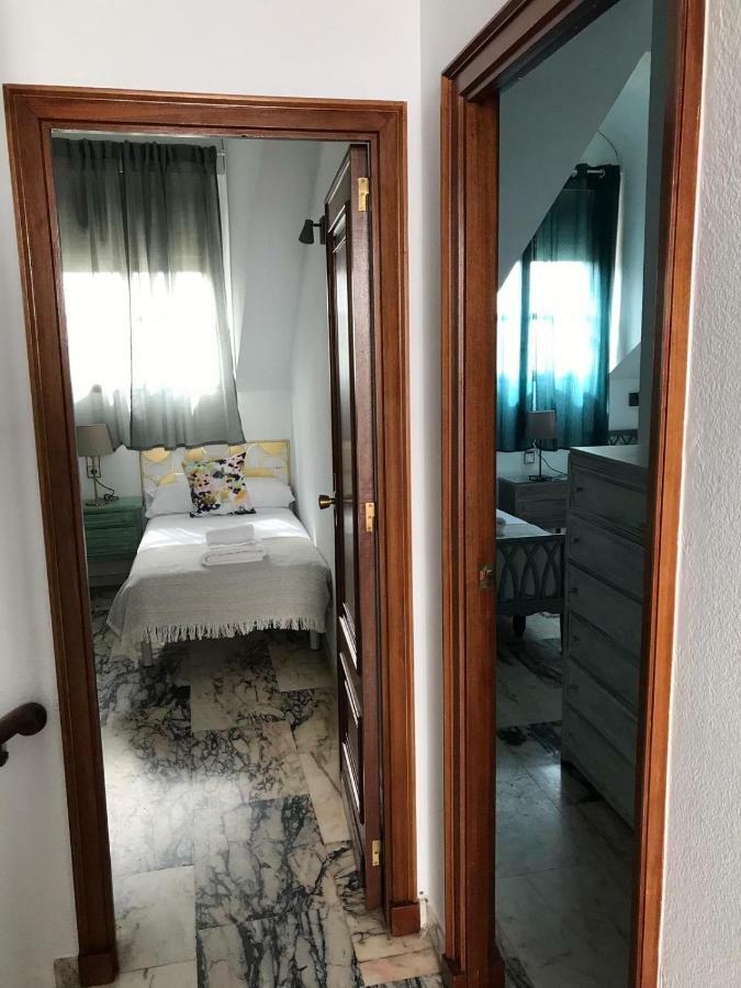Casa Puerta De Santa Cruz Apartment